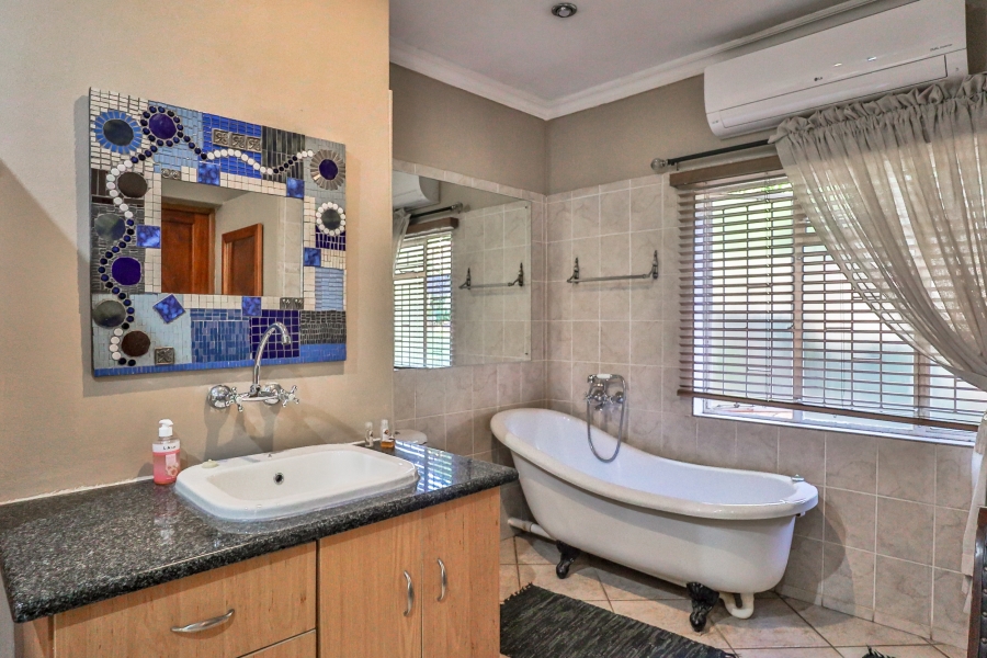 11 Bedroom Property for Sale in Protea Park North West